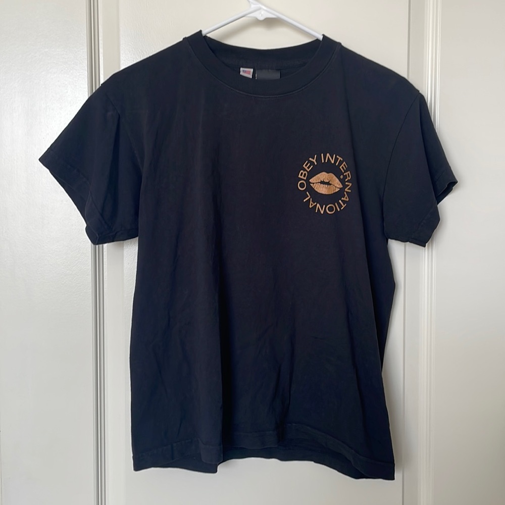 Obey t-shirt